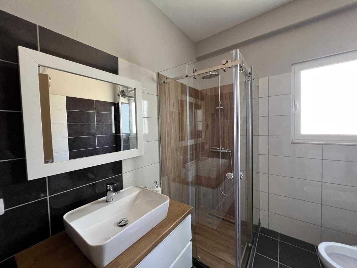 Coral Apartments Saranda Extérieur photo